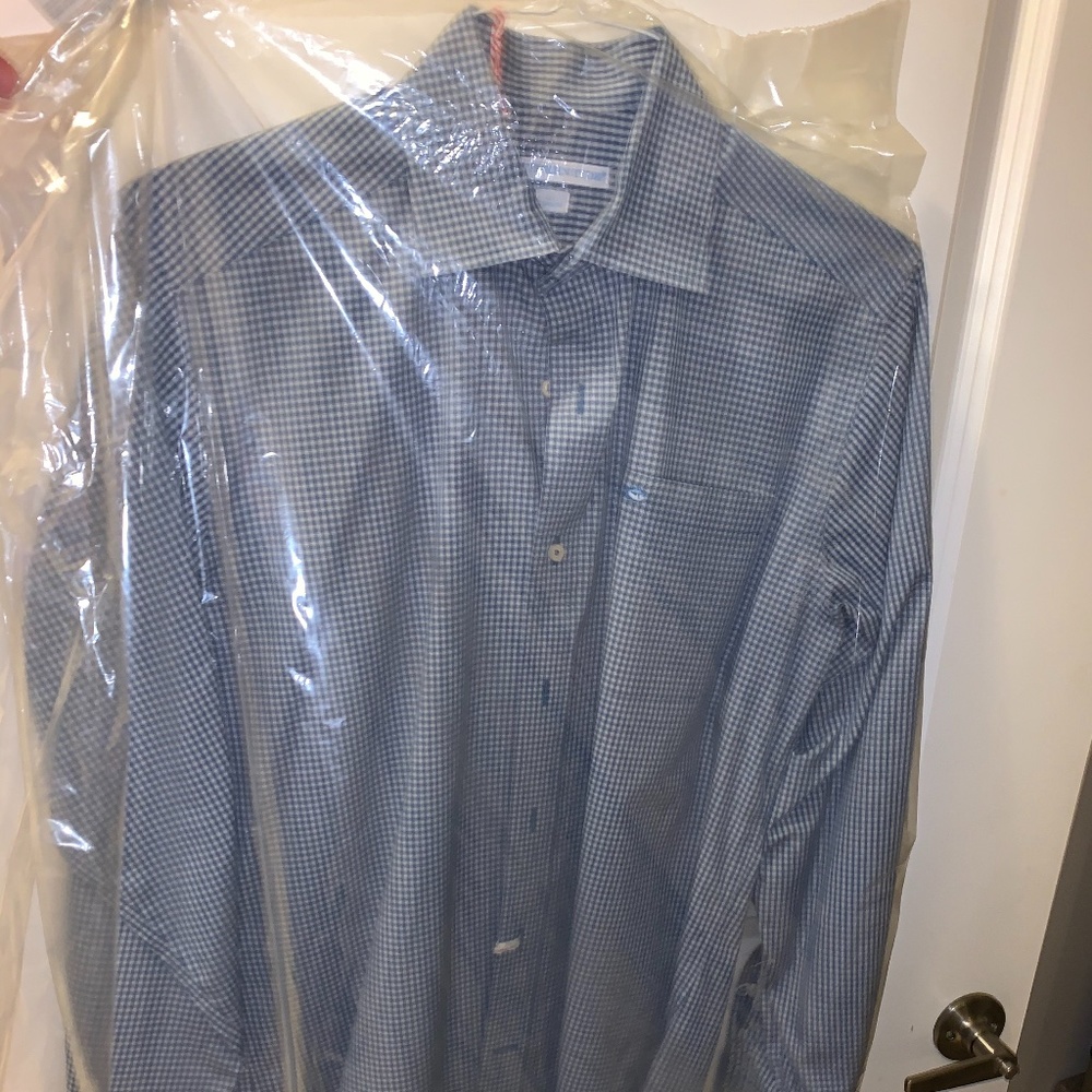 Southern Tide button down size small classic fit